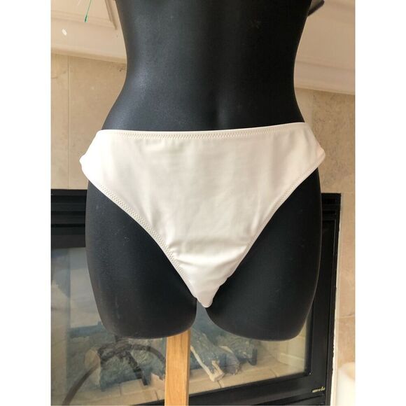 Shade & Shore Women’s Cream Lace Top 2 Piece Bikini Size L (36B) NWOT - Picture 2 of 9